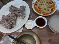 -贯贯吉·清真餐厅(浙江中路店)