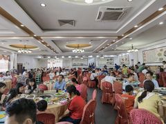 大堂-红日饭店(裕隆三路店)