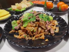 湿炒牛河-漢潮汕牛肉火锅(岳家嘴店)