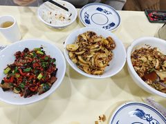 -笨罗卜浏阳菜馆(太平街店)
