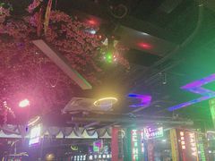-路边边.炒菜烧烤.音乐餐厅(良乡长虹店)