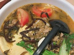 -蒙自源米线大王(东站店)