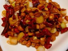 宫保鸡丁-有红鸡毛店·川菜(建设路店)