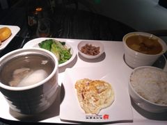-银泰百货(厦门国贸中心店)
