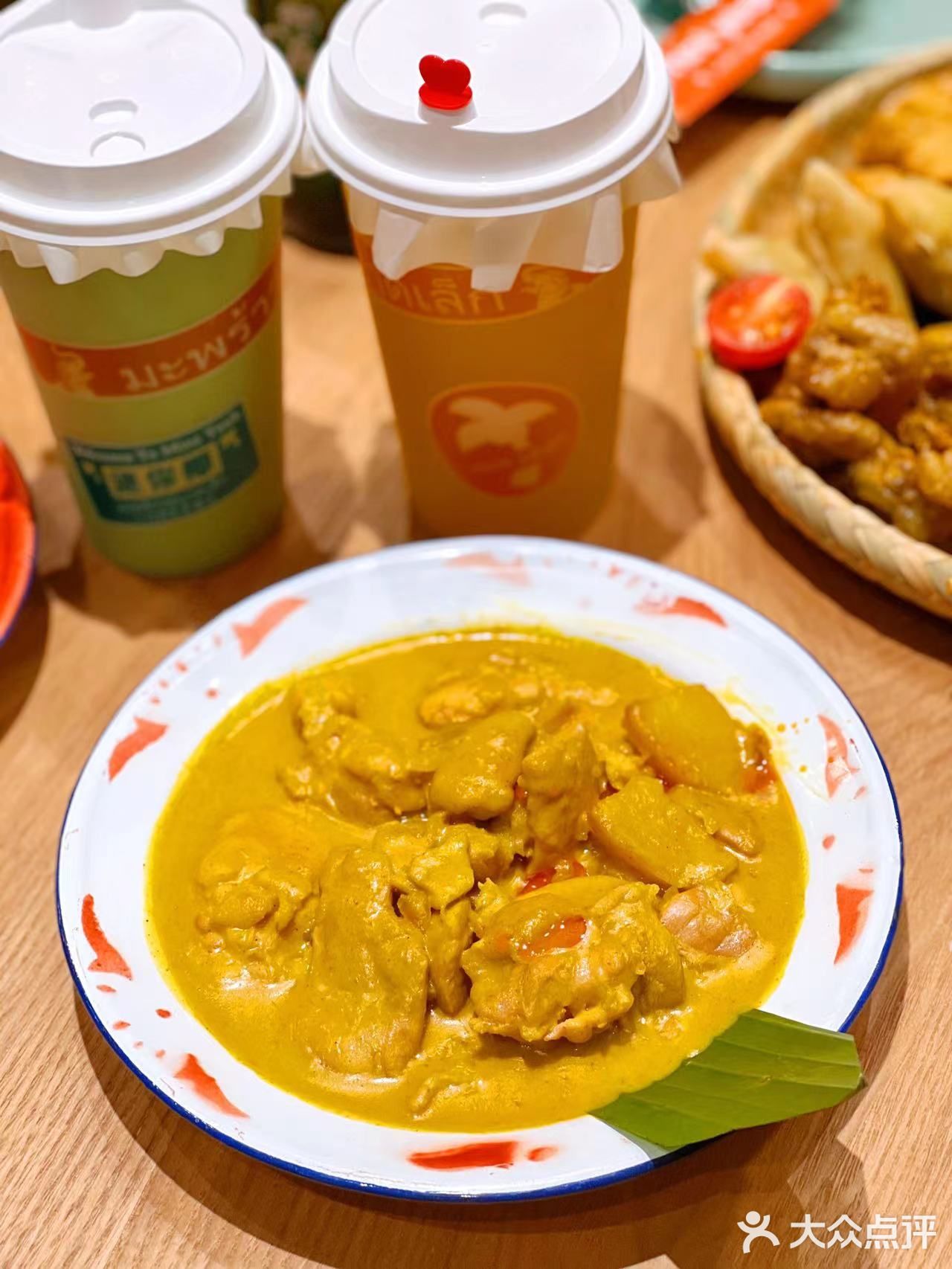 北京首店｜不能去泰国就来迷你椰吧 