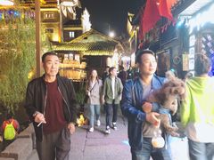 -临江餐馆二楼美食部落