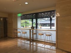 靠窗位-西檬树SIMON·T轻奢蛋糕(大东方Max店)