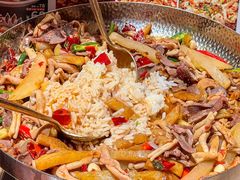 -川堂风·跷脚牛肉·乐山爆炒(宝山日月光店)