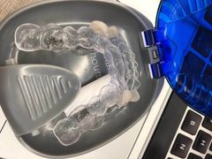 -齐玉齿科JADENTAL