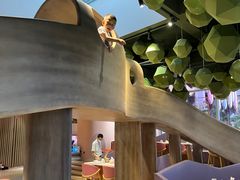 -水桶王国主题餐厅·聚会·生日派对·亲子活动·家庭套餐(亚龙湾希尔顿店)