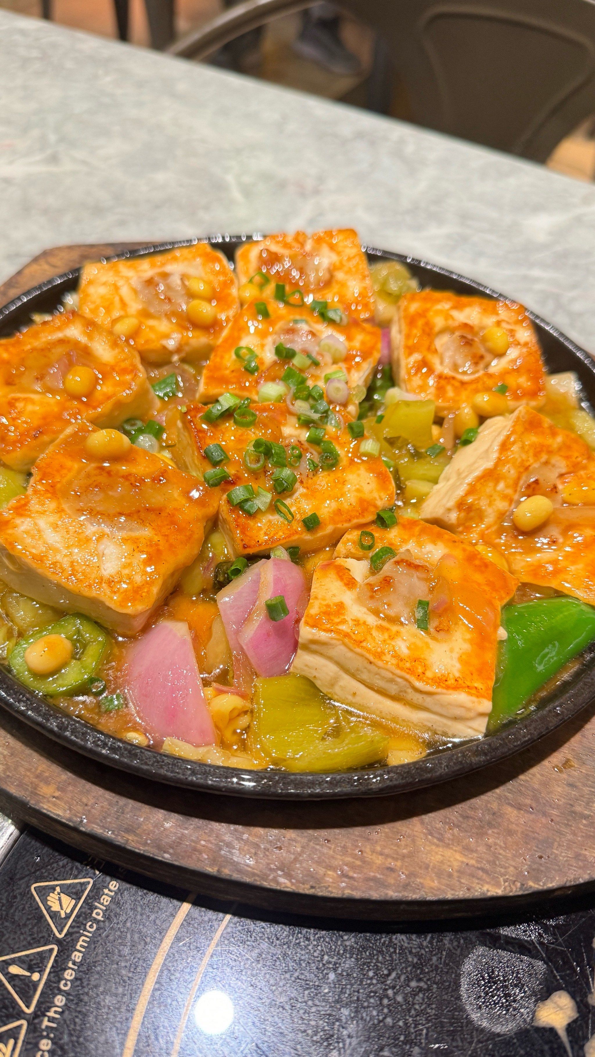 热气腾腾铁板酸菜豆腐