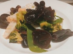 -龙咏记四季家福烤鸭中餐厅(滨湖店)