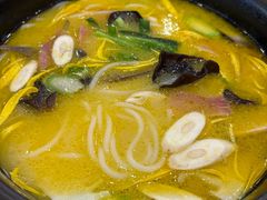 -桥香园过桥米线(国贸店)