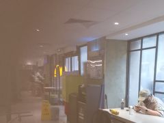 -麦当劳(静安寺店)