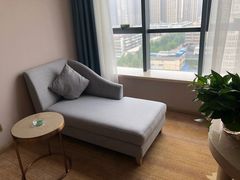 小沙发-维也纳国际酒店·西京医院胡家庙地铁站店