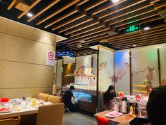-海底捞火锅鲜切牛肉主题店(长寿路店)