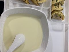 -门庭若市豆浆油条(恒生广场店)