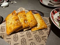 羊肉烤包子-塔哈尔·新疆盛宴(奉贤龙湖店)