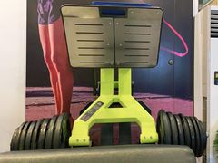 -思迈威健身(积玉桥万达店)