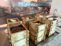 -亚洲国际大酒店·云顶阁旋转自助餐厅