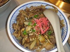 烧肥牛饭-千寻山野烤肉(中关村店)