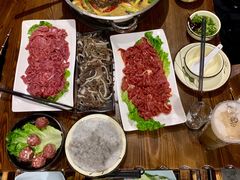 -乡土黄·鲜牛肉火锅·小龙虾(兴业街店)