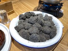 -头上红煨盐鸡·非遗院子餐厅