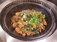-锅老头海鲜铁锅炖