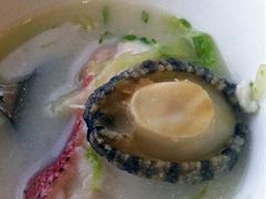 小鮑魚-广州花园酒店-凌璇阁360度高空海鲜自助餐CAROUSEL