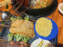 鸡珍-灌县老妈砂锅串串香(万科红生活广场店)