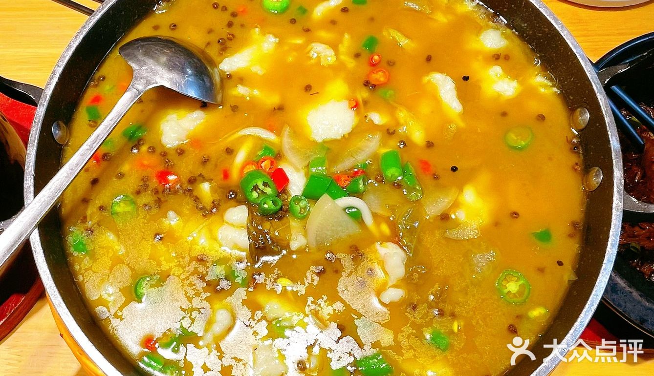 成都探店 | 川菜馆子 —— 有红鸡毛店