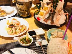 -雍和会海鲜姿造自助(湖东路店)