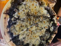 黑松露披萨-IL TEATRO 精品意大利餐厅