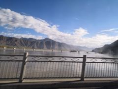 -雅鲁藏布江