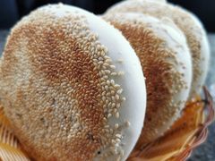 烧饼-清真喜兰老丁羊汤特色小吃