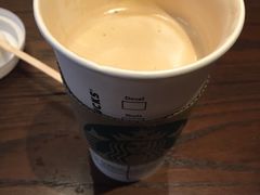 拿铁-星巴克(广州淘金路店)