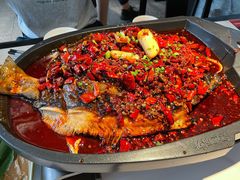 -江边城外烤全鱼(世茂广场店)