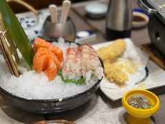 三文鱼刺身-極上萬膳·日料放题(来福士江景店)
