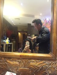 -红人馆造型世爵国际