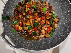 -贝勒爷·酥不腻烤鸭