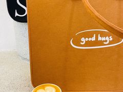 -HUGS coffee(东区店)