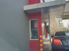 -麦当劳(杨林得来速店)