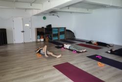 -无界瑜伽普拉提