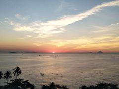 -芽庄日出海滩水疗酒店