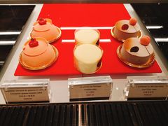 -Salon de The de Joel Robuchon(外滩18号店)