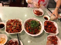 -阿胖龙虾小海鲜(宁国南路总店)