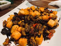 普洱茶炒包浆豆腐-云海肴·汽锅鸡·云南菜(美罗城店)