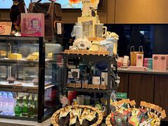 -星巴克臻选(金桥国际店)