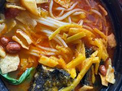 -霸蛮湖南菜·牛肉粉(荣京西街店)