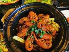 -何师烧烤Pro ·江湖川菜·小龙虾·精酿(太古里旗舰店)